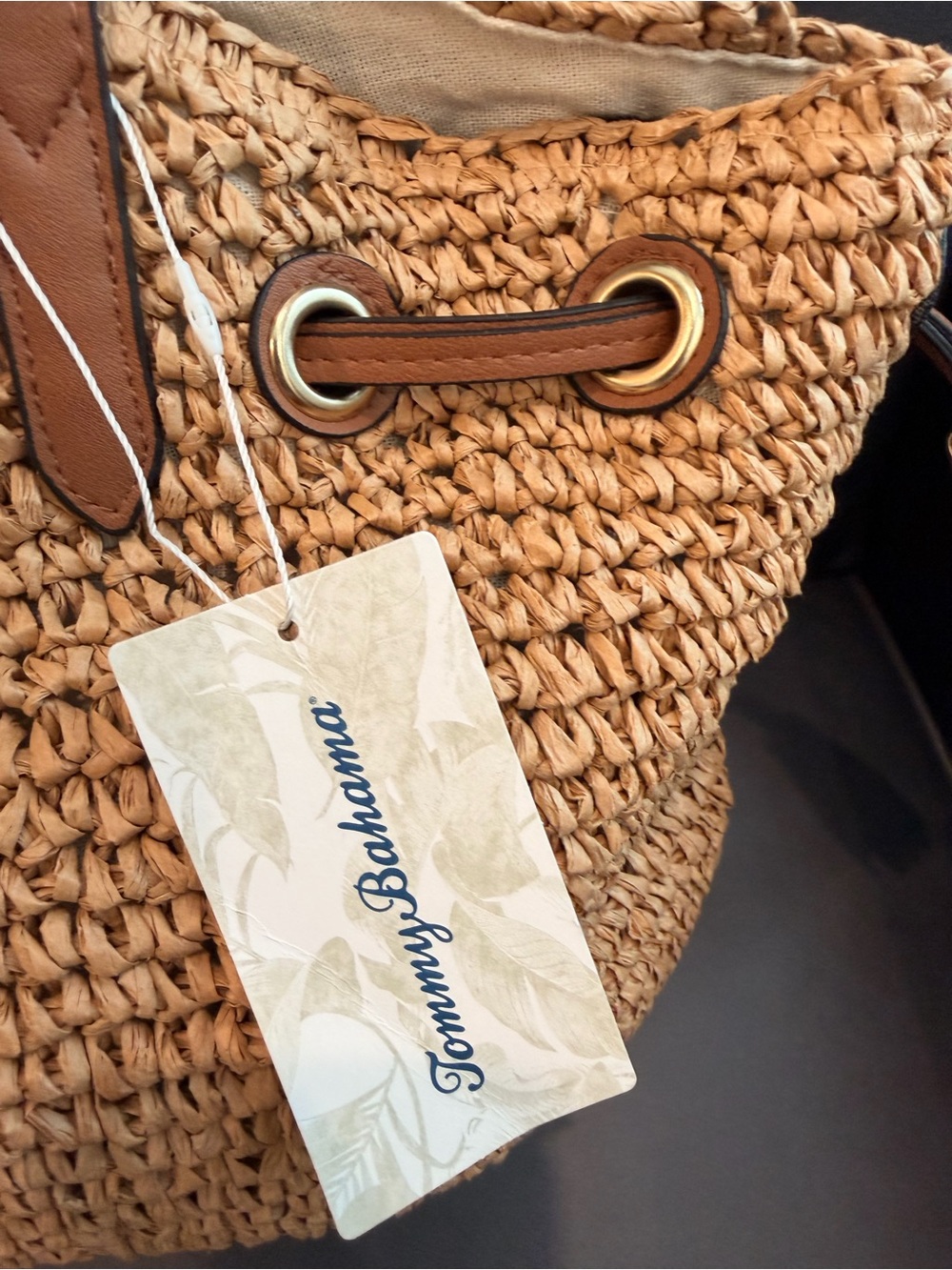 NWT Tommy Bahama Woven Straw Tote in Tan with Brown Leather Handles - Picture 3 of 10
